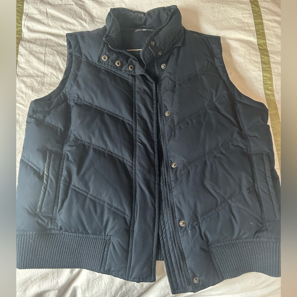 GAP navy blue puffer vest, good worn condition, size women’s large